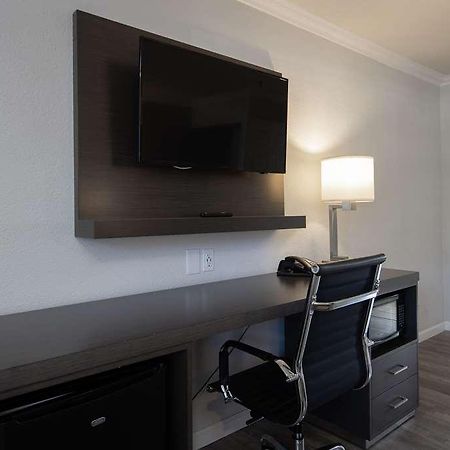 Rodeway Inn Milpitas Near Great Mall Номер фото